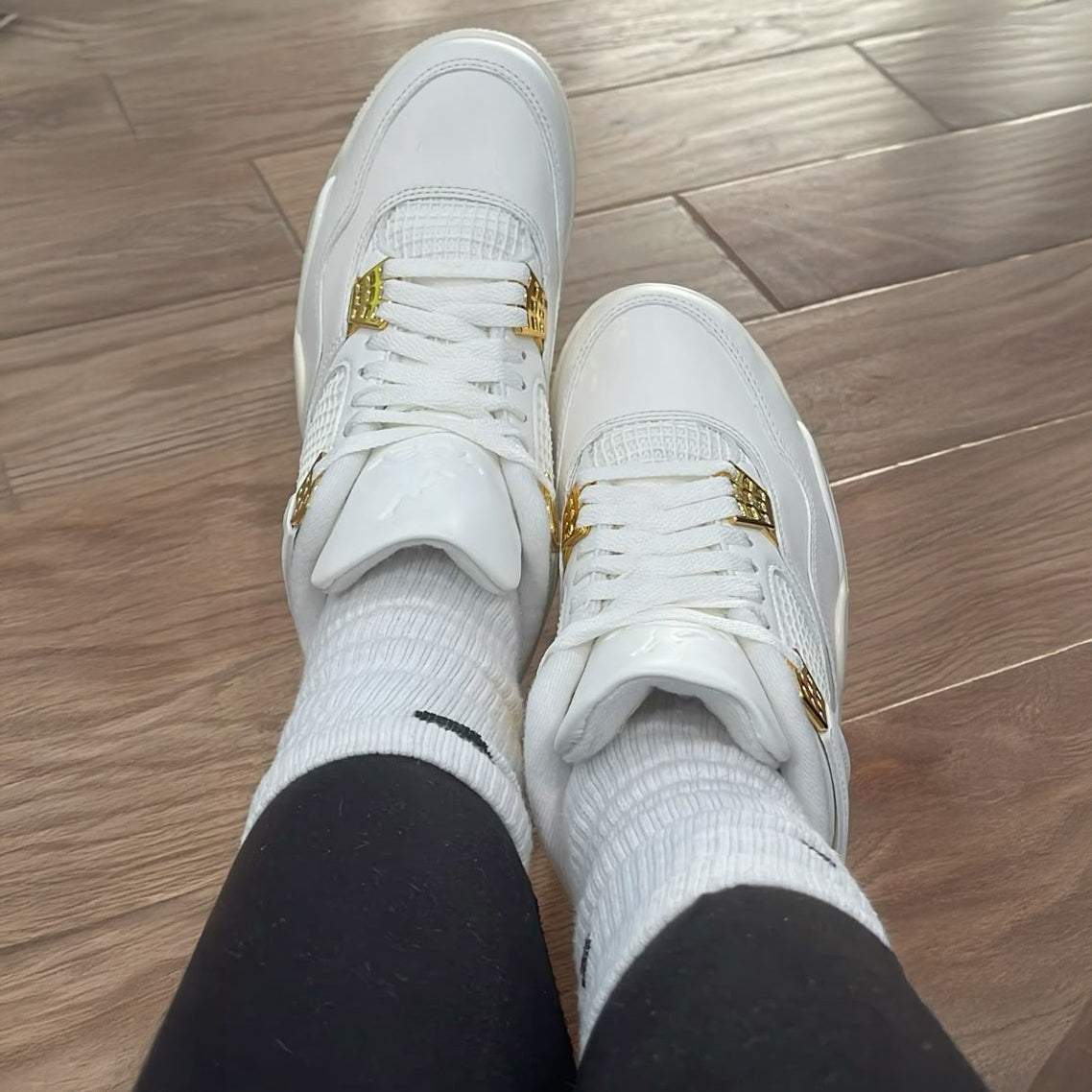 Air Jordan 4 Metallic Gold (W)