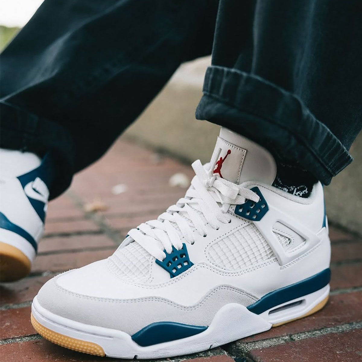 Air Jordan 4 SB Navy