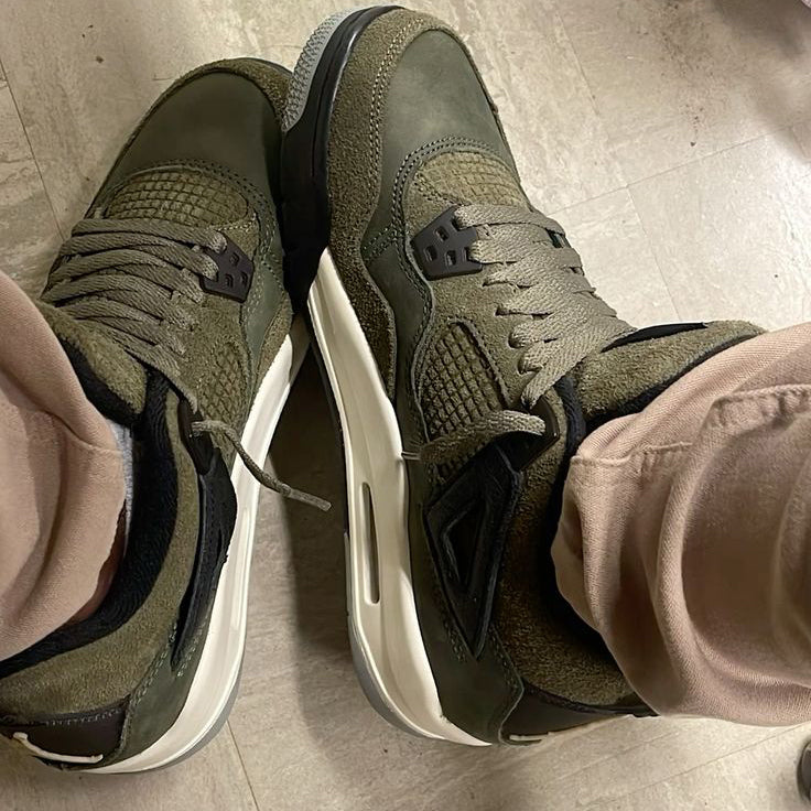 Air Jordan 4 SE Craft Medium Olive