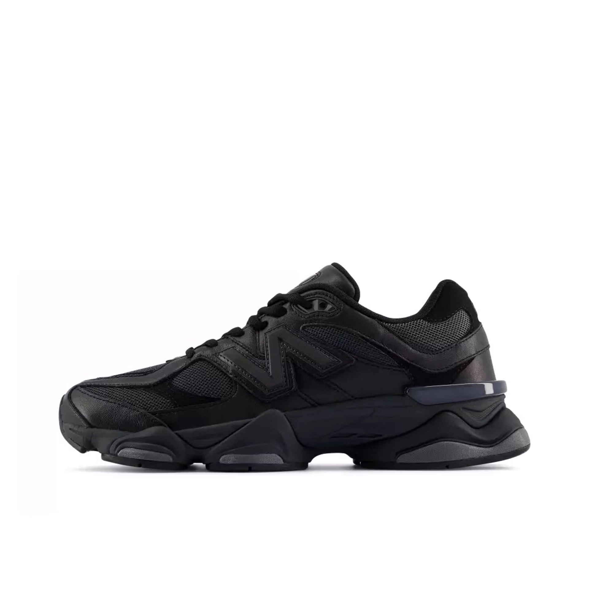 NEW BALANCE 9060 ‘TRIPLE BLACK LEATHER’