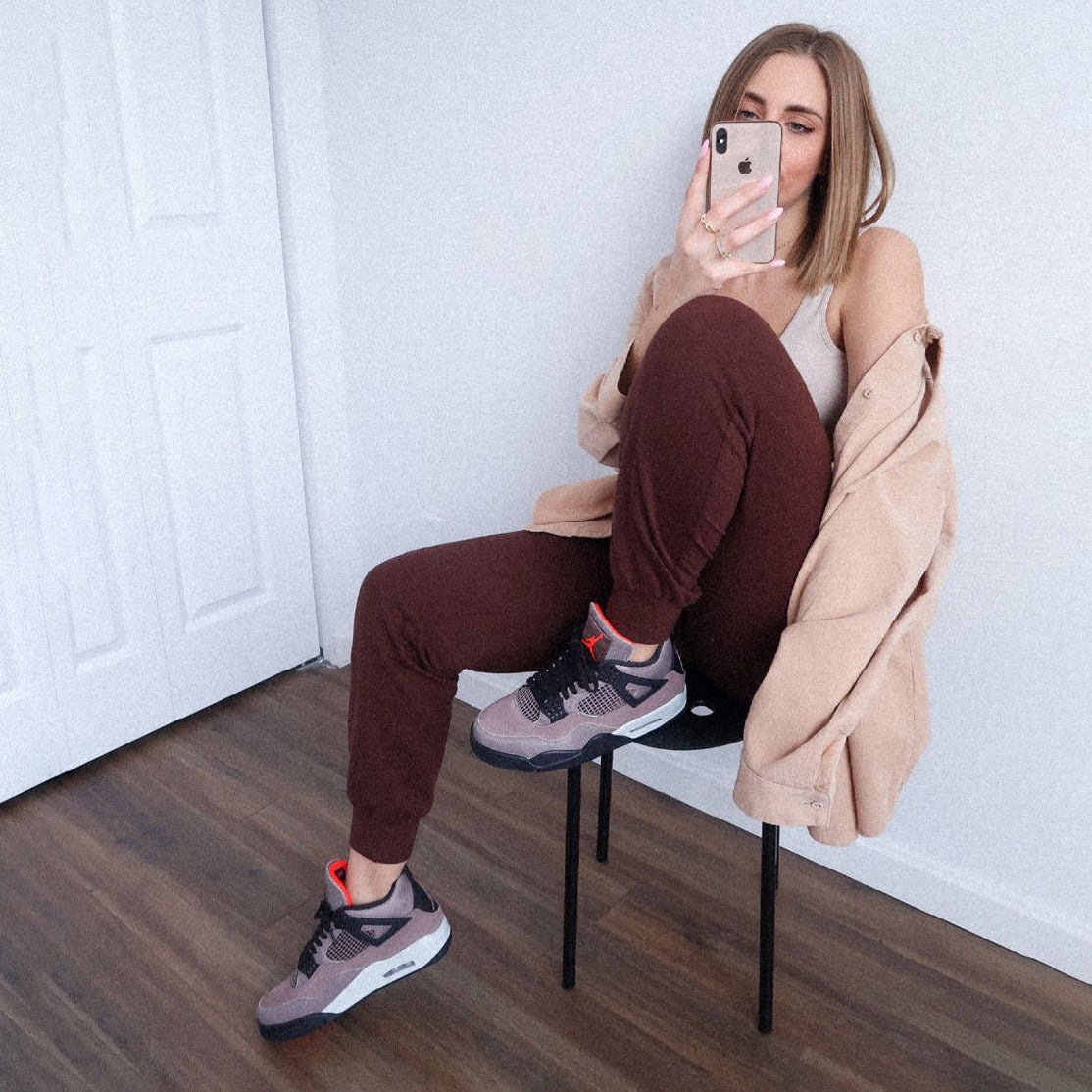 Air Jordan 4 Taupe Haze