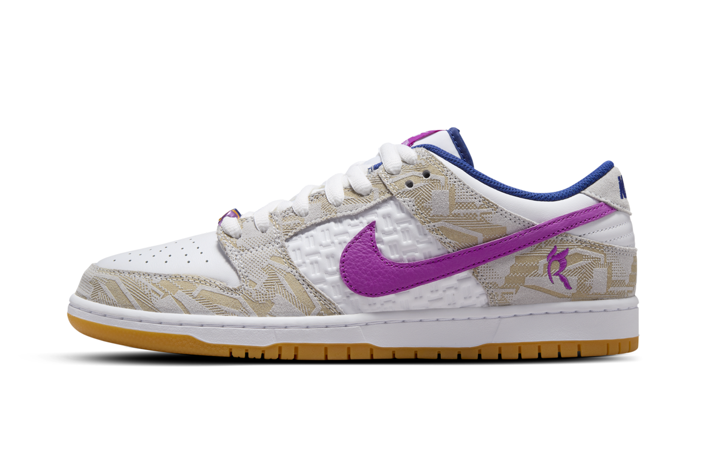 Nike SB Dunk Low 'Rayssa Leal'