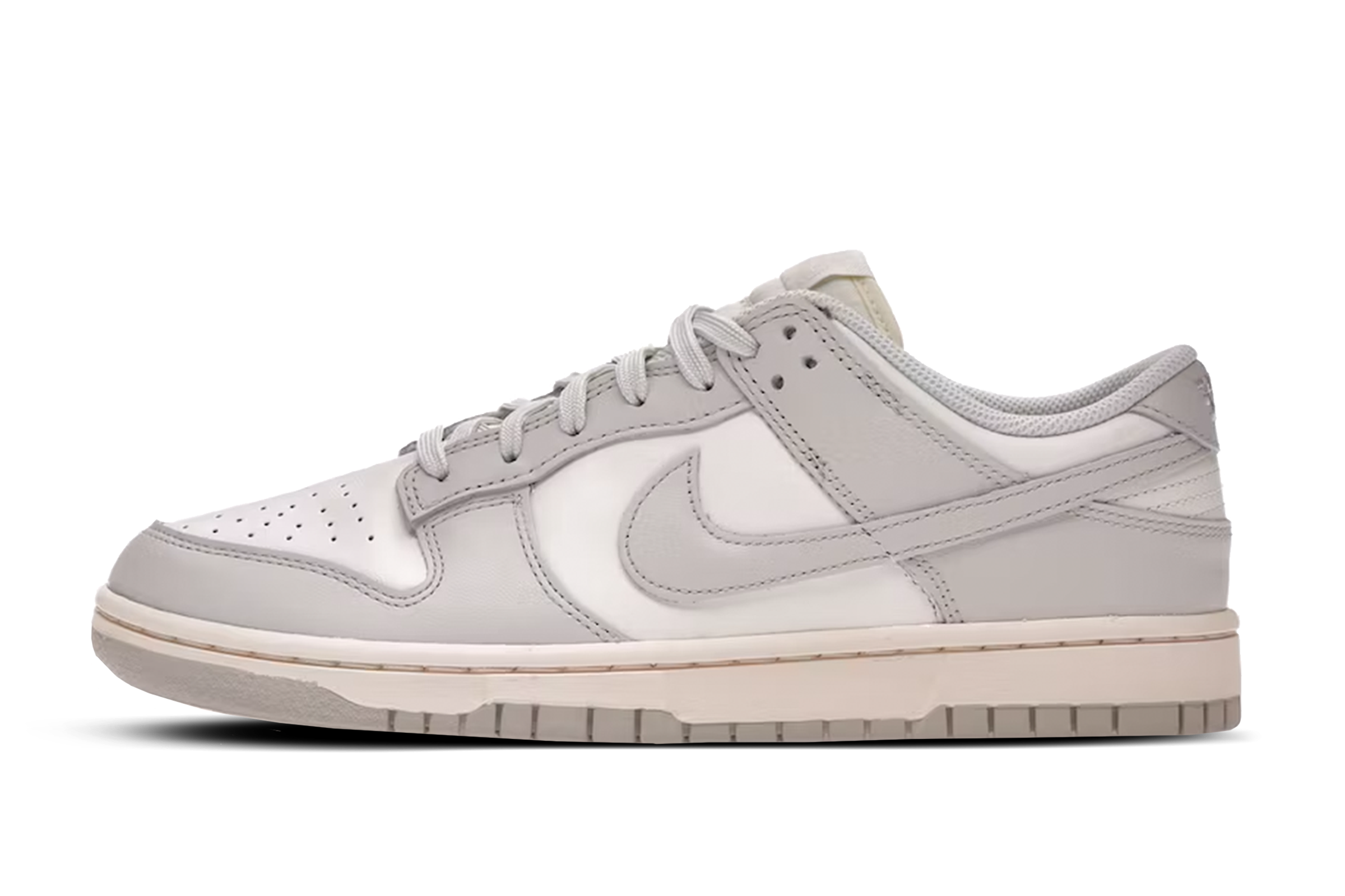 Nike Dunk Low Sail Light Bone W