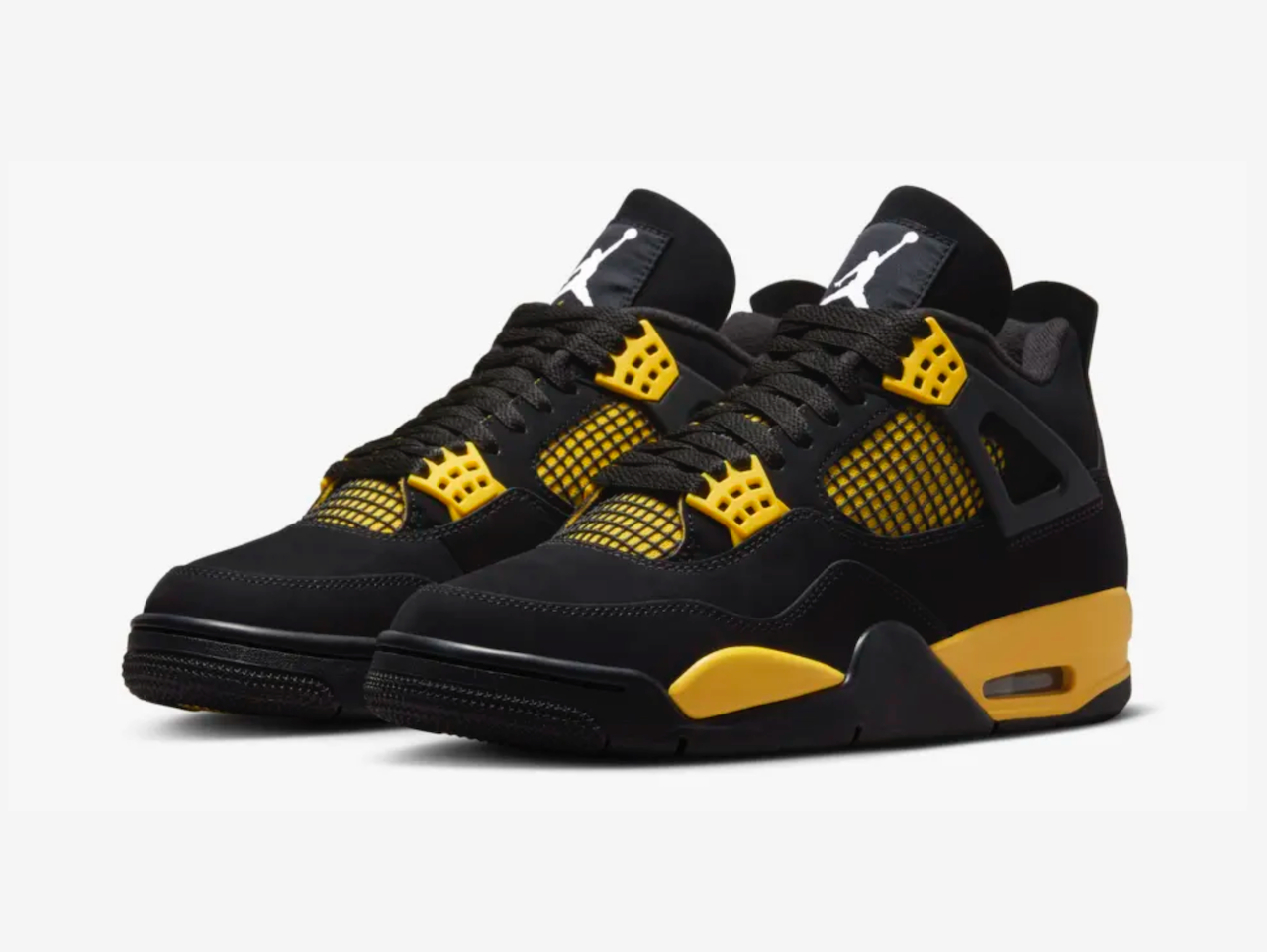 Air Jordan 4 Thunder 2023