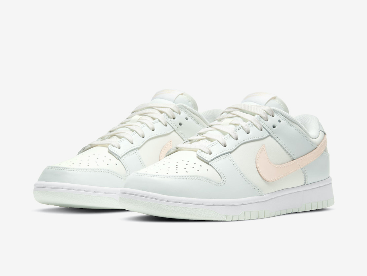Nike Dunk Low Barely Green (W)