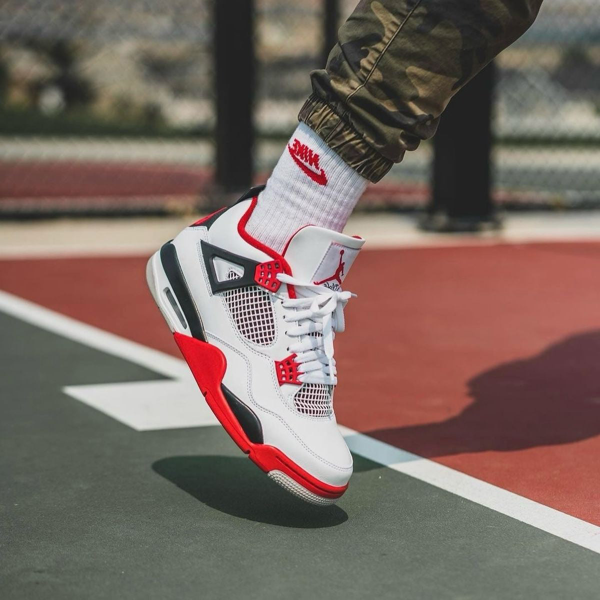 Air Jordan 4 Fire Red