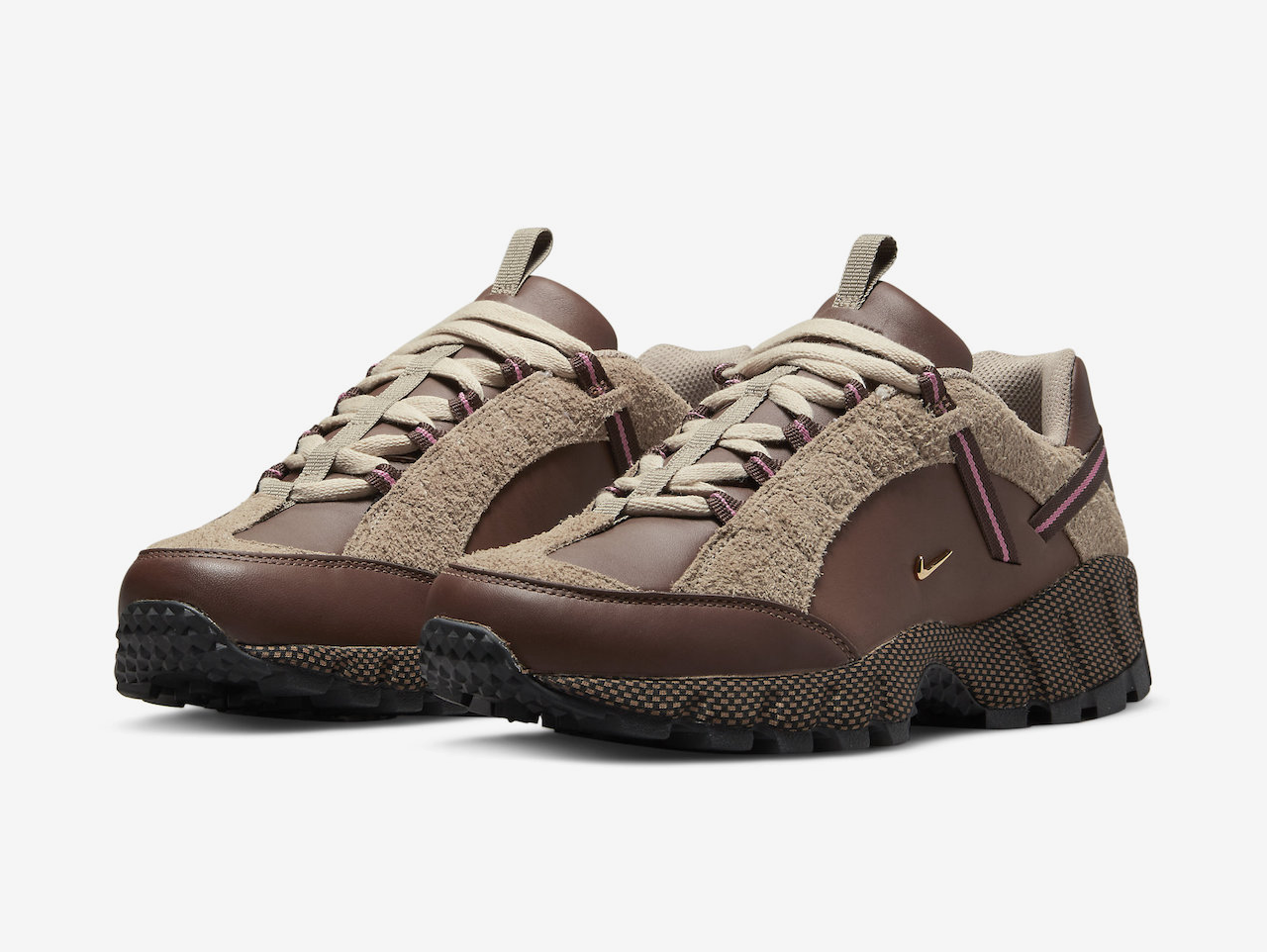 Nike Air Humara LX Jacquemus Ale Brown Gold (W)