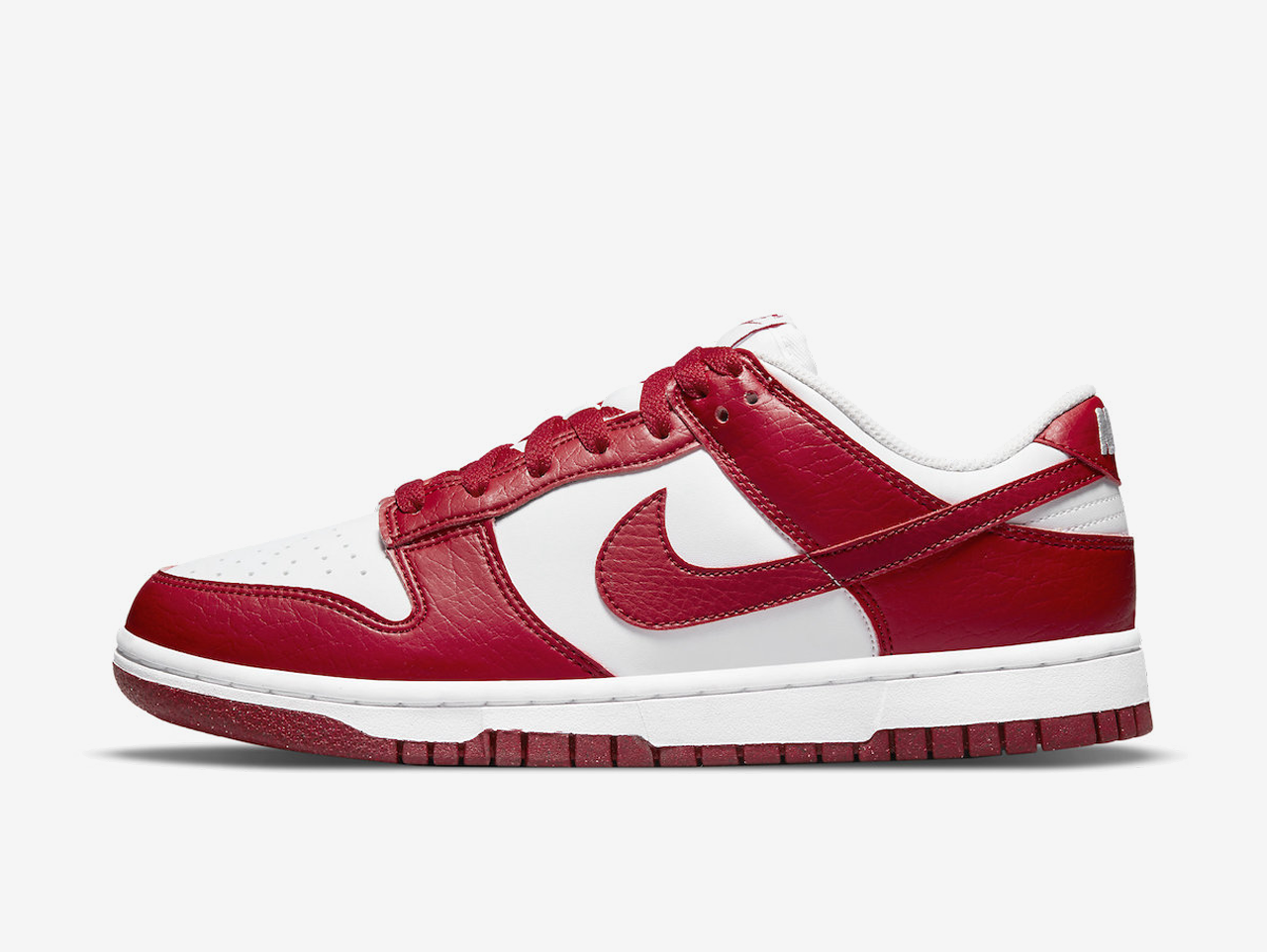 Nike Dunk Low Next Nature Gym Red (W)