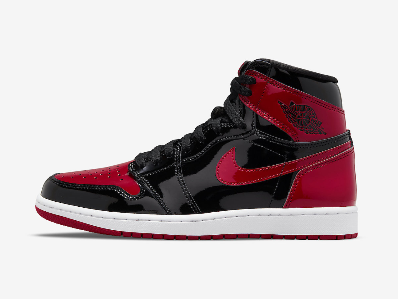 Air Jordan 1 High Patent Bred