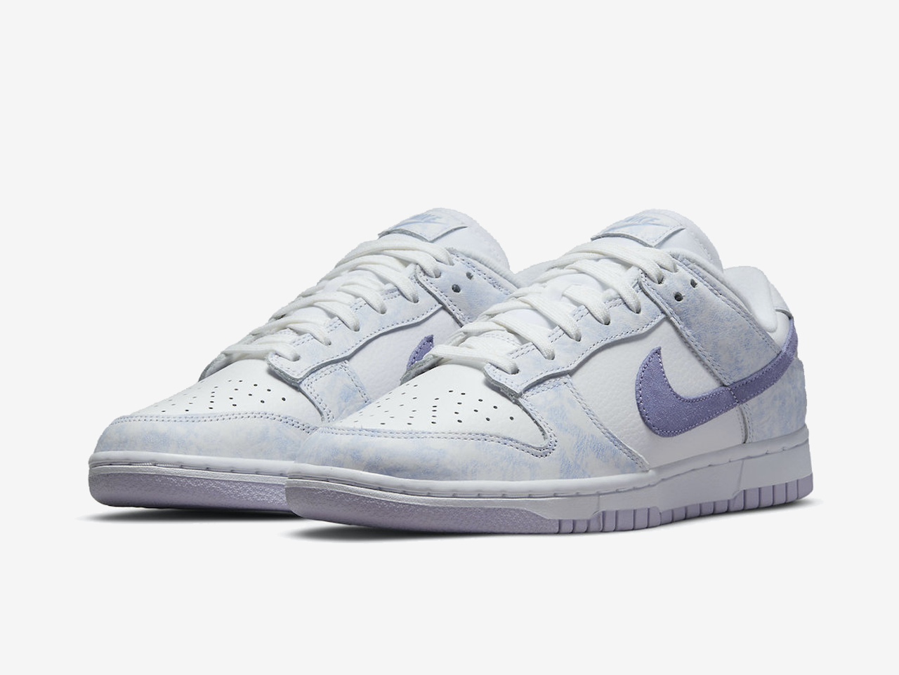 Nike Dunk Low Purple Pulse (W)