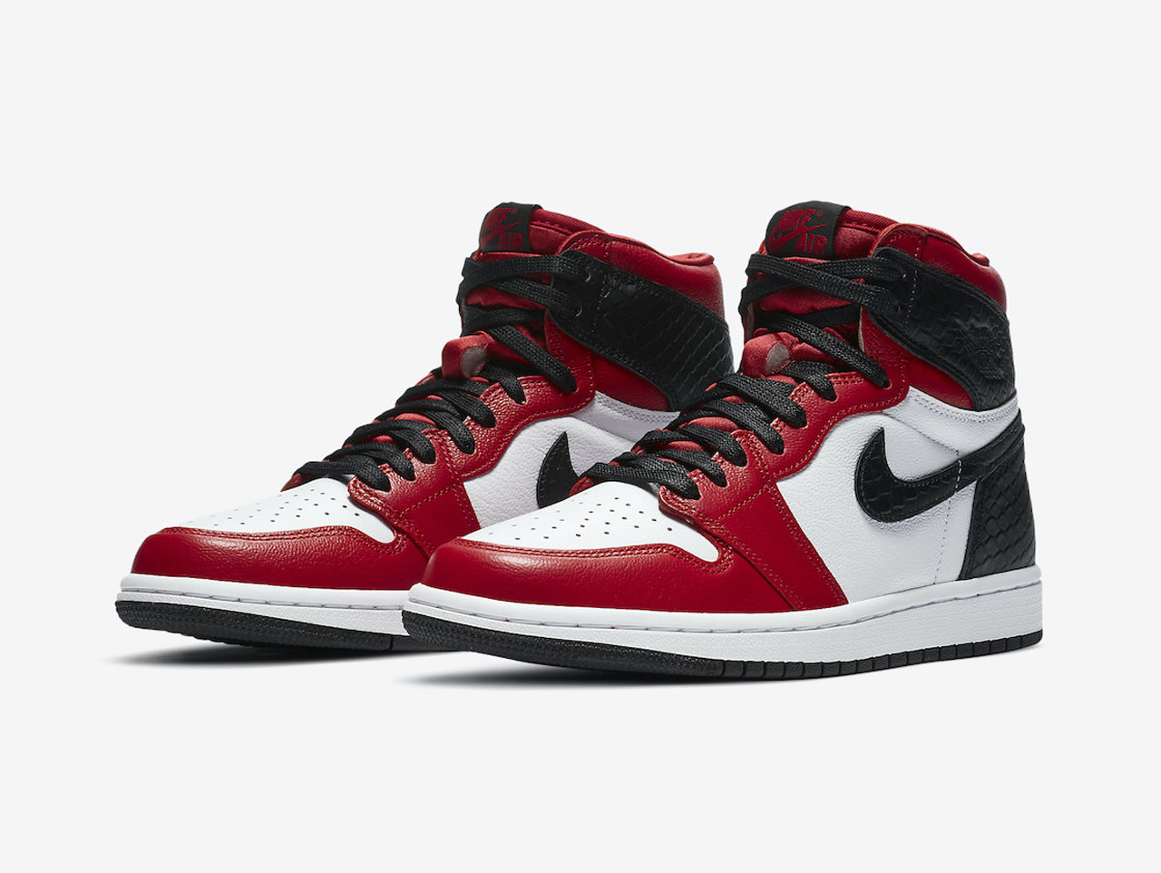 Air Jordan 1 High Satin Snake (W)