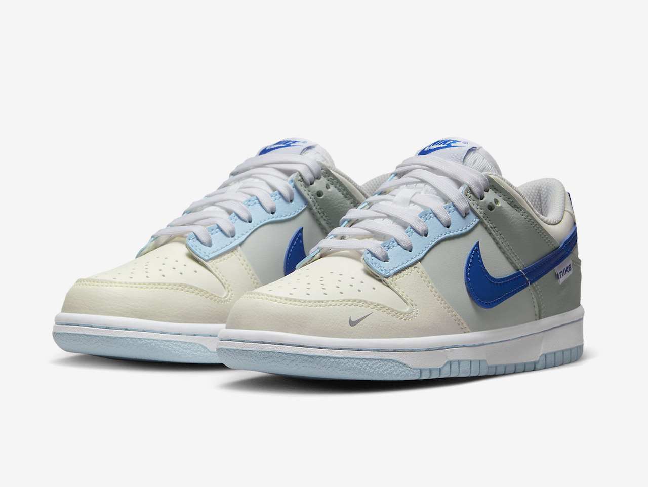 Nike Dunk Low Ivory Hyper Royal (GS)