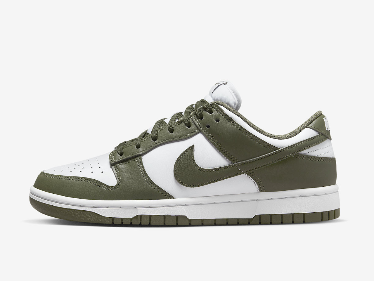 Nike Dunk Low Medium Olive (W)